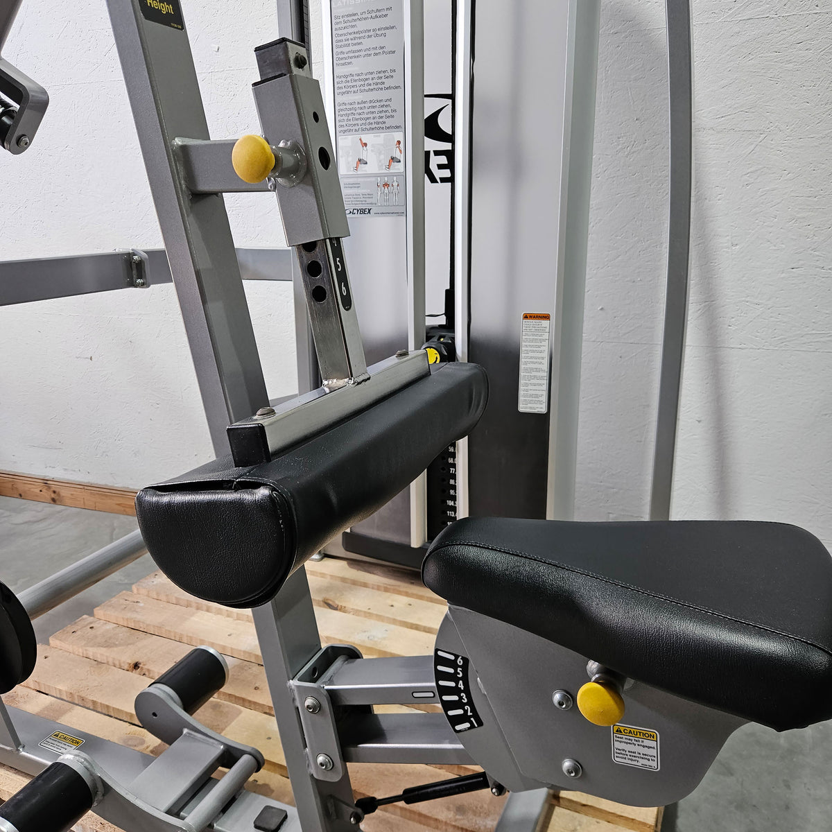 Cybex Eagle Lat Pulldown, bilateral lat pulldown, large 131kg weight stack, silver frame, used - refurbished condition