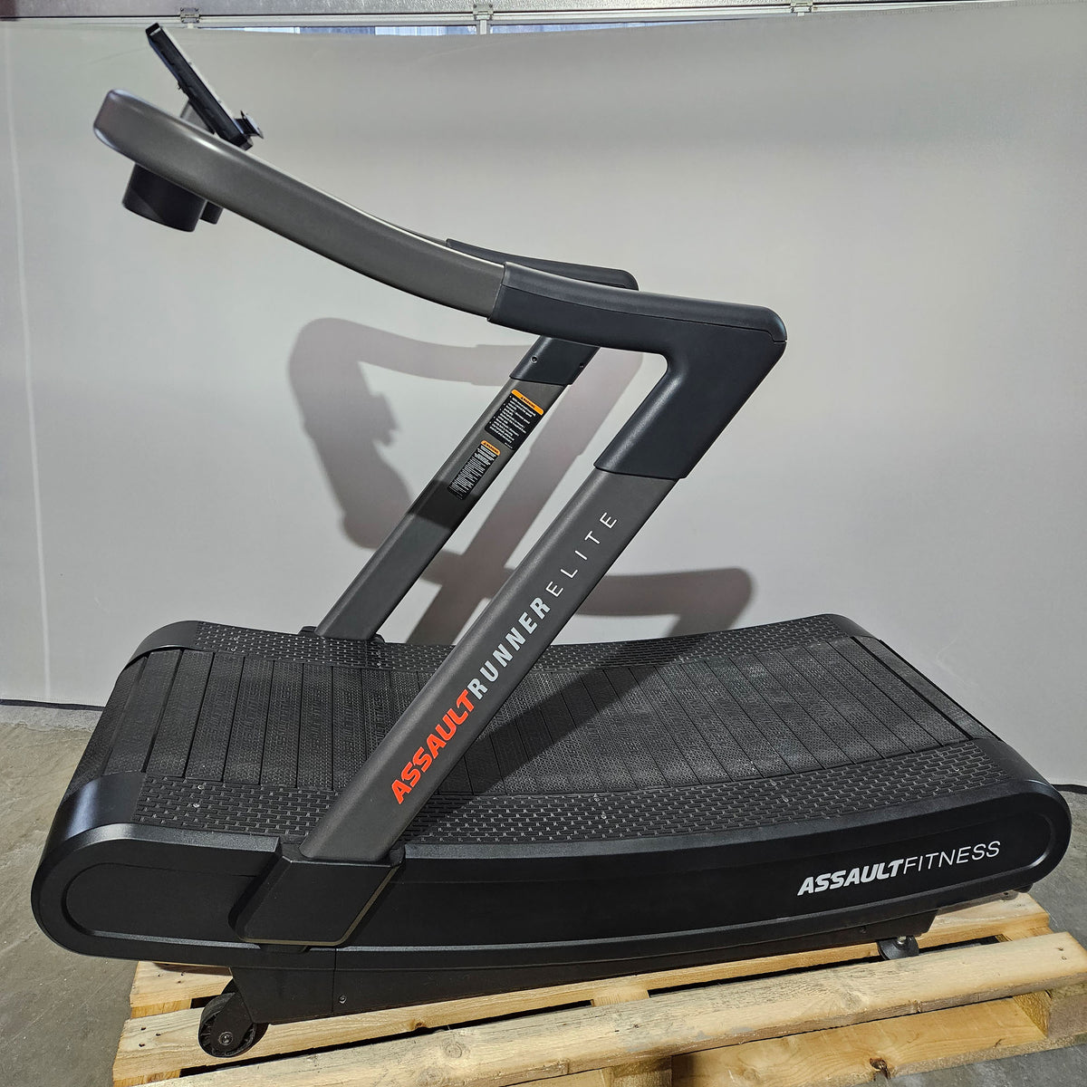 Assault Runner Elite, Curved Lamellen Laufband, mit Display, Farbe Schwarz, gebraucht - geprüfter Zustand