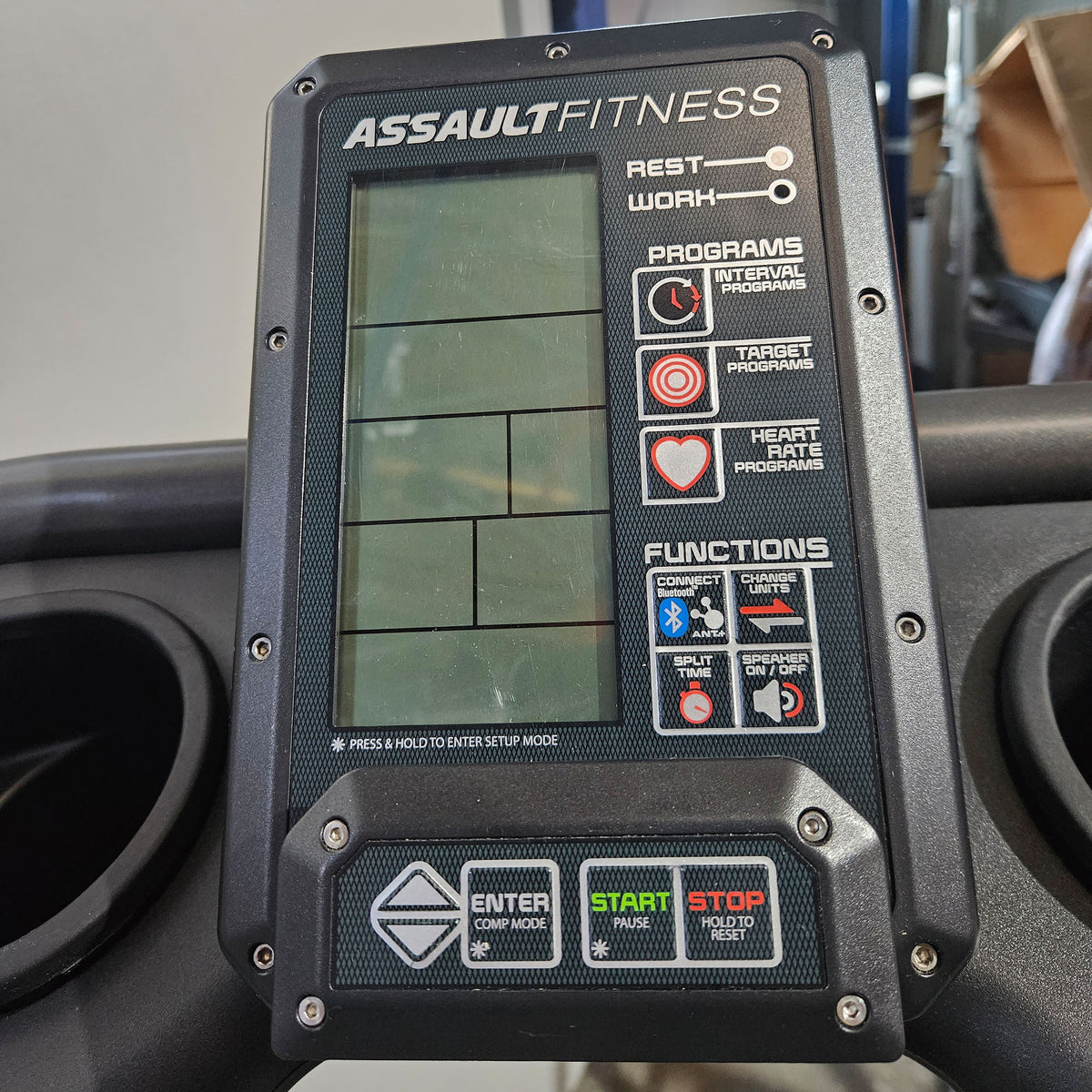 Assault Runner Elite, Curved Lamellen Laufband, mit Display, Farbe Schwarz, gebraucht - geprüfter Zustand