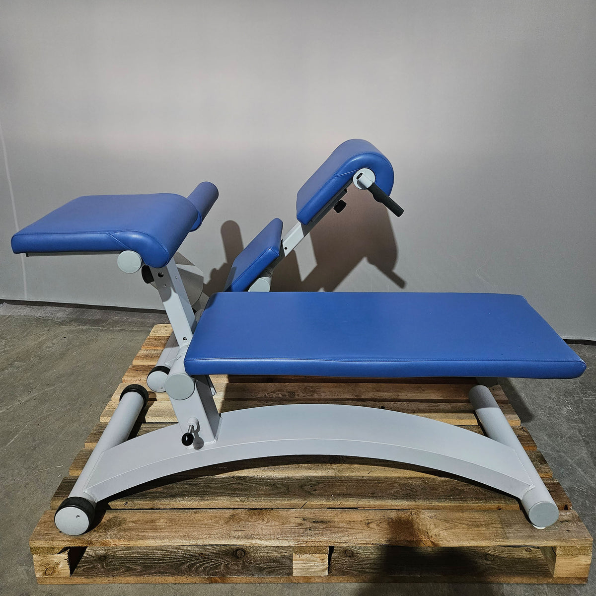 2er Set - Frei Genius Basic Lateral & Lumbaltrainer (Kombigerät) sowie Bauchbank (Abdominal Trainer), Farbe Silber, gebraucht - überholter Zustand