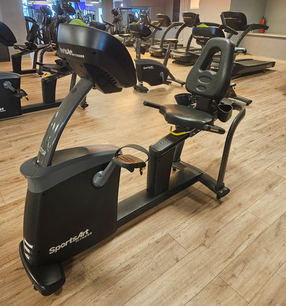 SportsArt komplette Fitnessstudio Ausstattung - 75 Fitnessgeräte im Set - Kraftgeräte, Cardiogeräte, Bänke, Racks etc - Rahmen Anthrazit, gebraucht - überholter Zustand