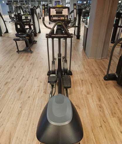 SportsArt komplette Fitnessstudio Ausstattung - 75 Fitnessgeräte im Set - Kraftgeräte, Cardiogeräte, Bänke, Racks etc - Rahmen Anthrazit, gebraucht - überholter Zustand