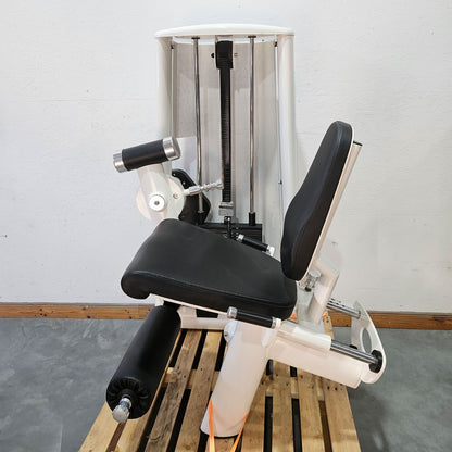 Gym80 Sygnum Seated Leg Extension 3001, Strength Training Machine, Frame Color White, Used - Refurbished Condition