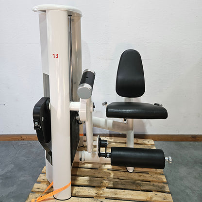 Gym80 Sygnum Seated Leg Extension 3001, Strength Training Machine, Frame Color White, Used - Refurbished Condition