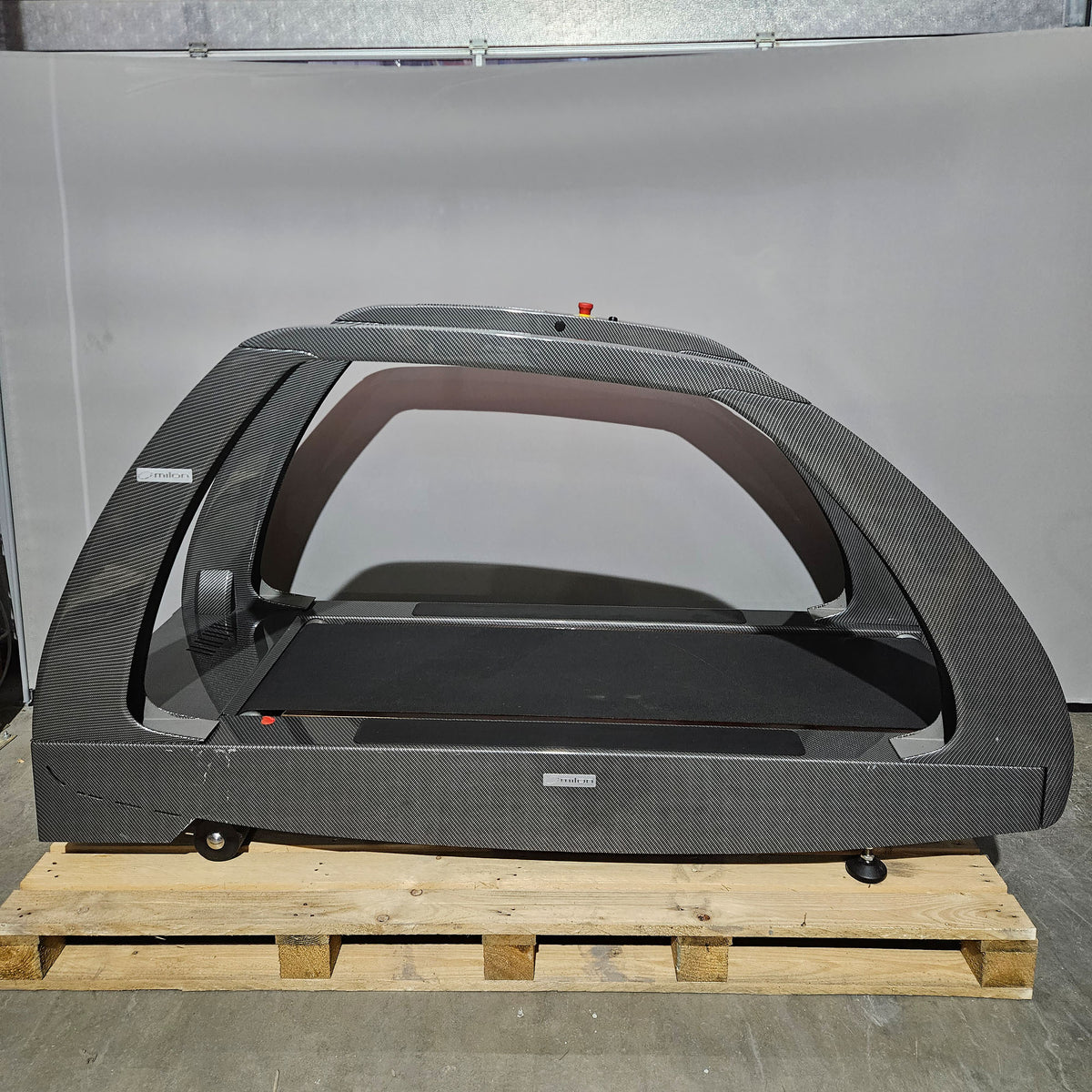 Milon Treadmill Clubrunner, wide version, color Carbon Black, used - refurbished condition