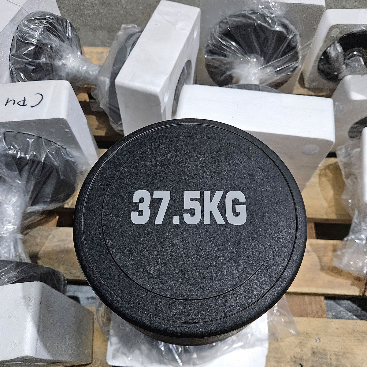 2 Paare Kurzhanteln aus Polyurethan (PU)  37,5kg und 40kg - Gummierte Kompakthanteln, Farbe Schwarz, Zustand NEU
