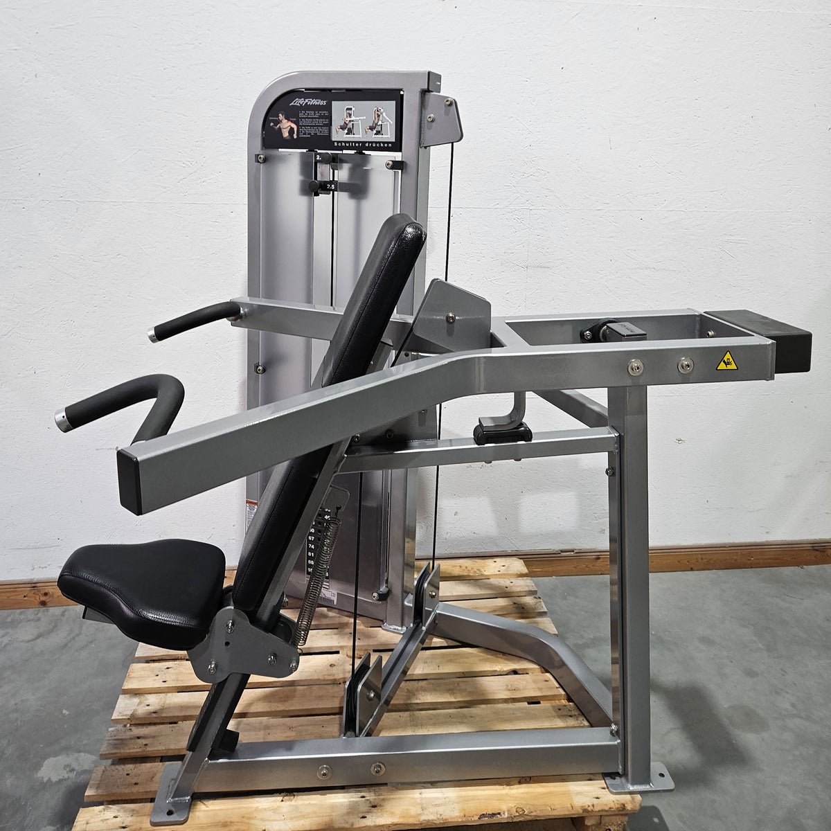 Life Fitness Set 19 Kraftgeräte, Signature und Pro2 Serie, Rahmen Silber, Polster Schwarz, gebraucht - überholter Zustand