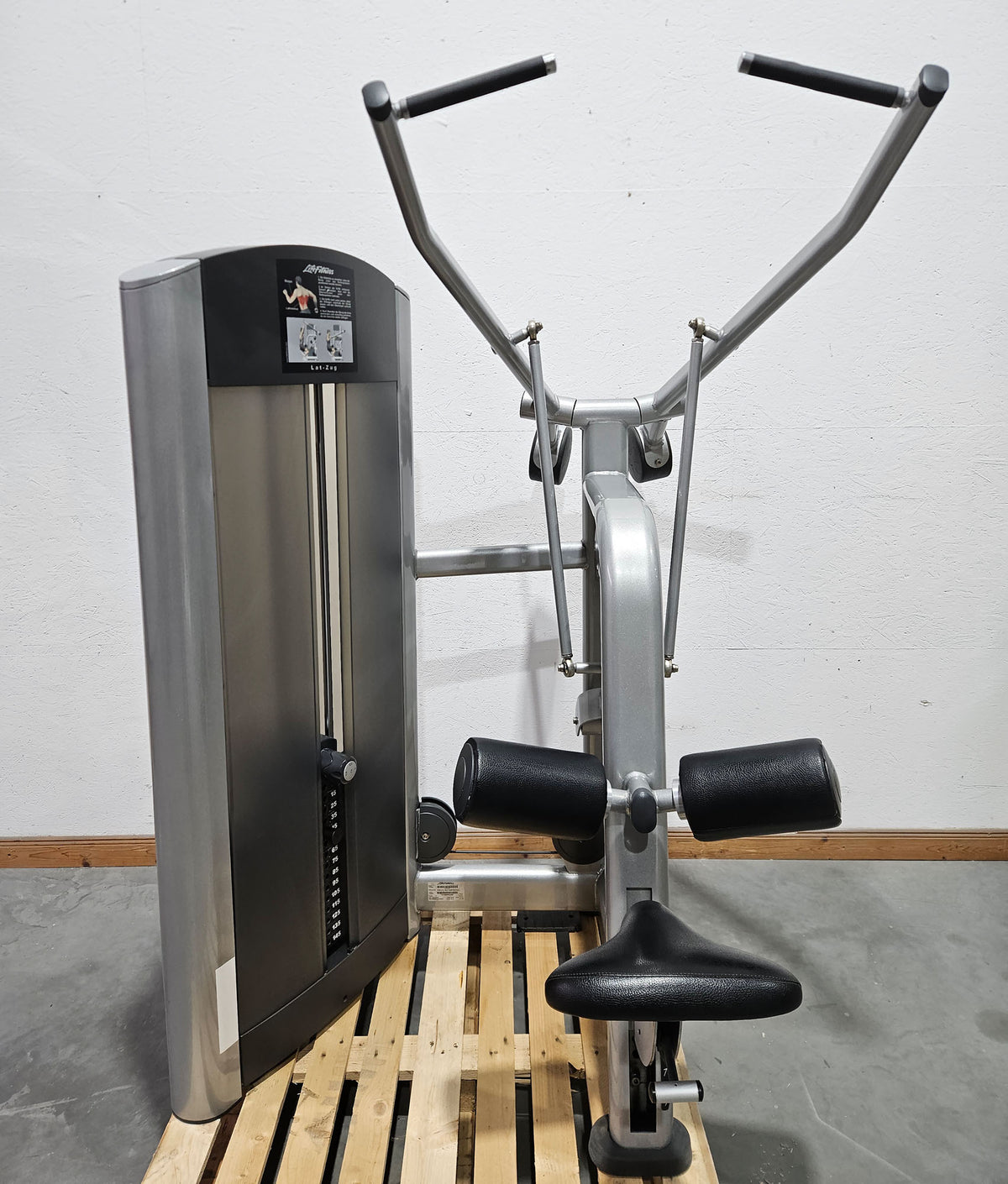 Life Fitness Set 19 Kraftgeräte, Signature und Pro2 Serie, Rahmen Silber, Polster Schwarz, gebraucht - überholter Zustand