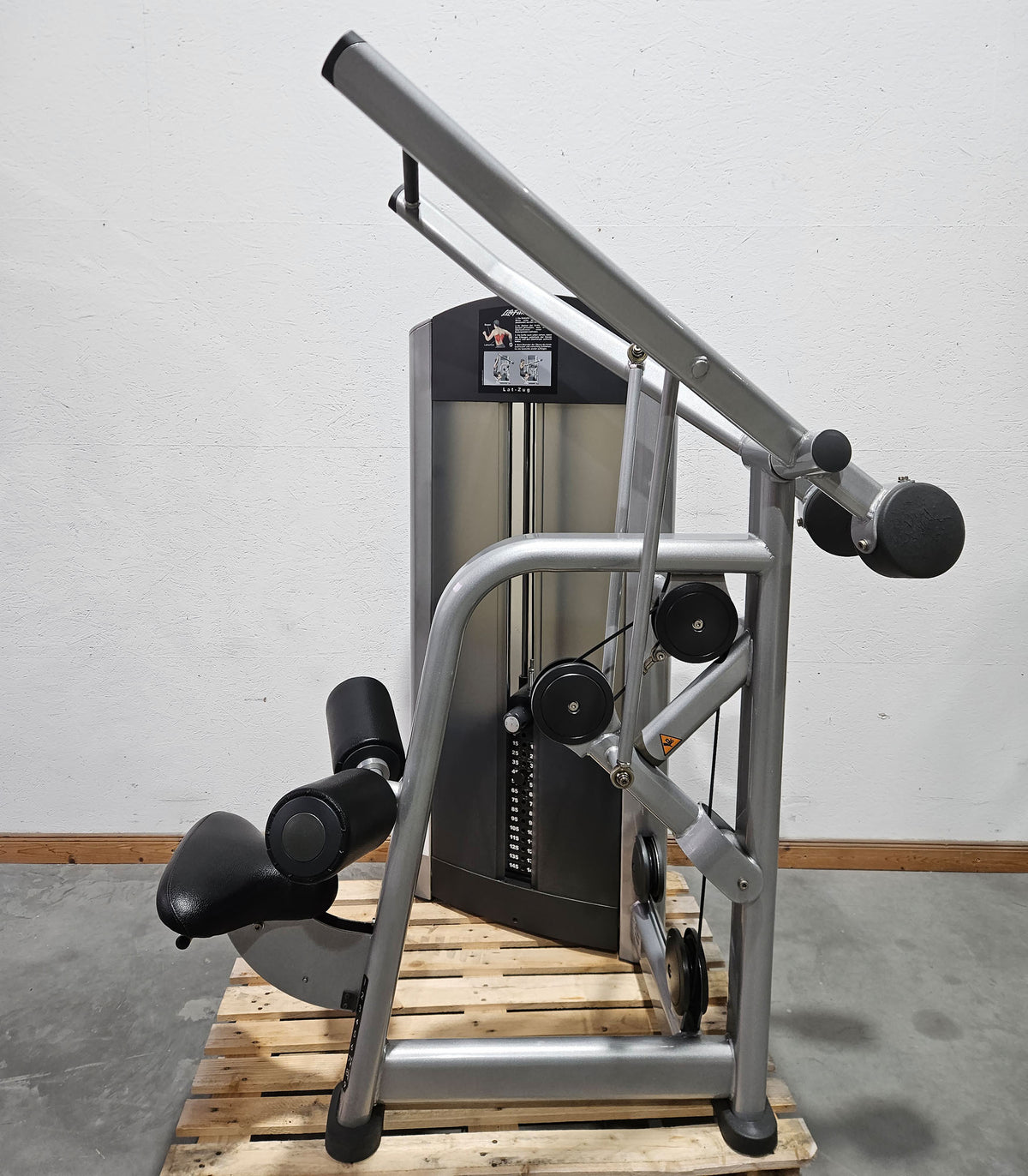 Life Fitness Set 19 Kraftgeräte, Signature und Pro2 Serie, Rahmen Silber, Polster Schwarz, gebraucht - überholter Zustand