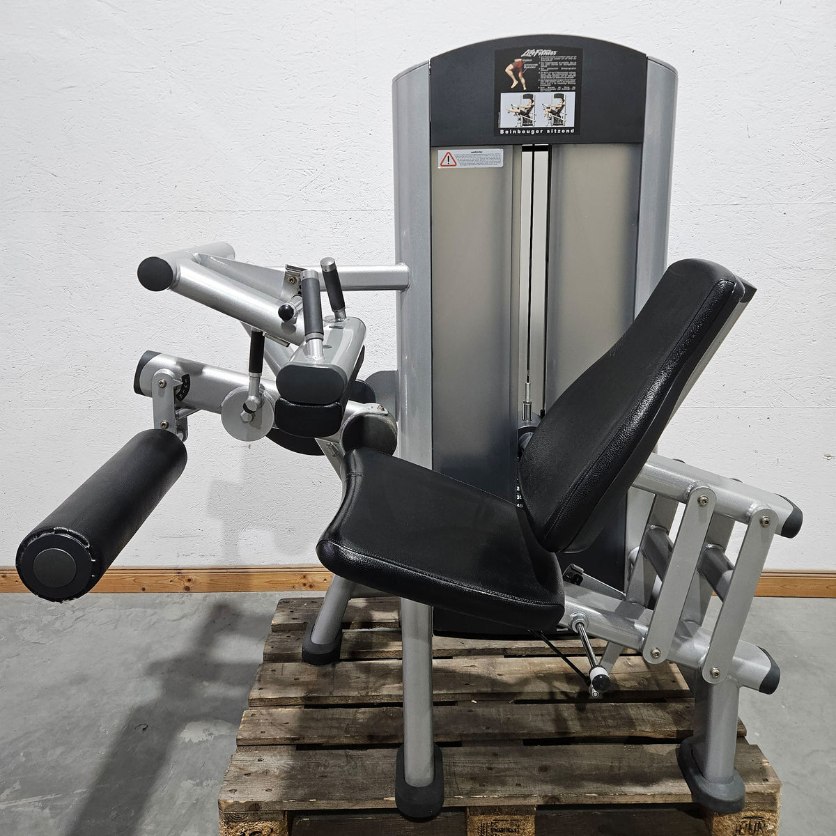Life Fitness Set 19 Kraftgeräte, Signature und Pro2 Serie, Rahmen Silber, Polster Schwarz, gebraucht - überholter Zustand