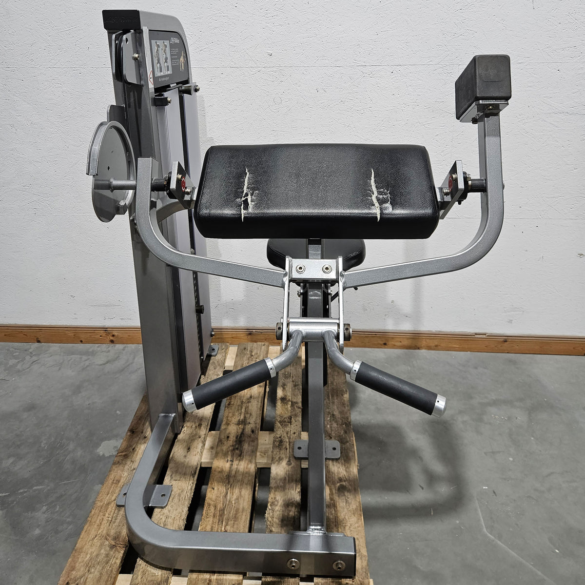 Life Fitness Set 19 Kraftgeräte, Signature und Pro2 Serie, Rahmen Silber, Polster Schwarz, gebraucht - überholter Zustand
