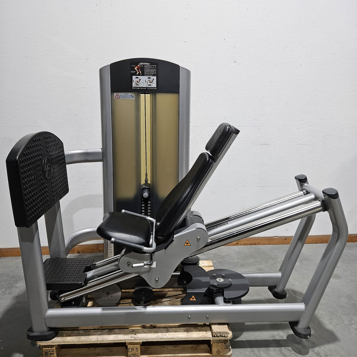 Life Fitness Set 19 Kraftgeräte, Signature und Pro2 Serie, Rahmen Silber, Polster Schwarz, gebraucht - überholter Zustand