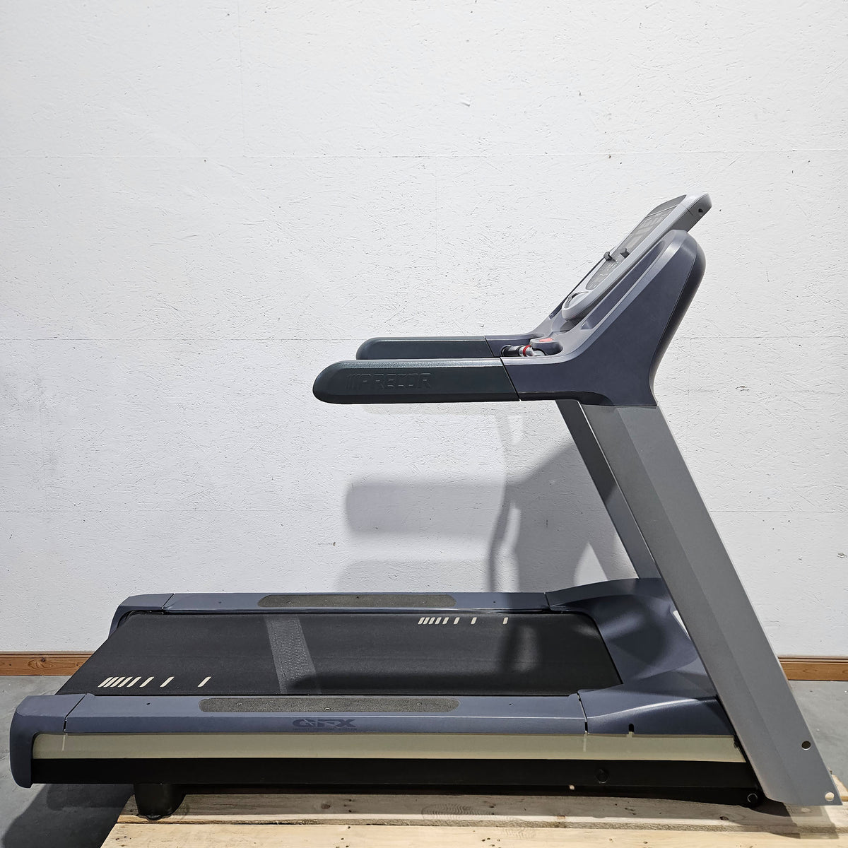 Precor Laufband TRM 835, Treadmill, LED Konsole, gebraucht - überholter Zustand