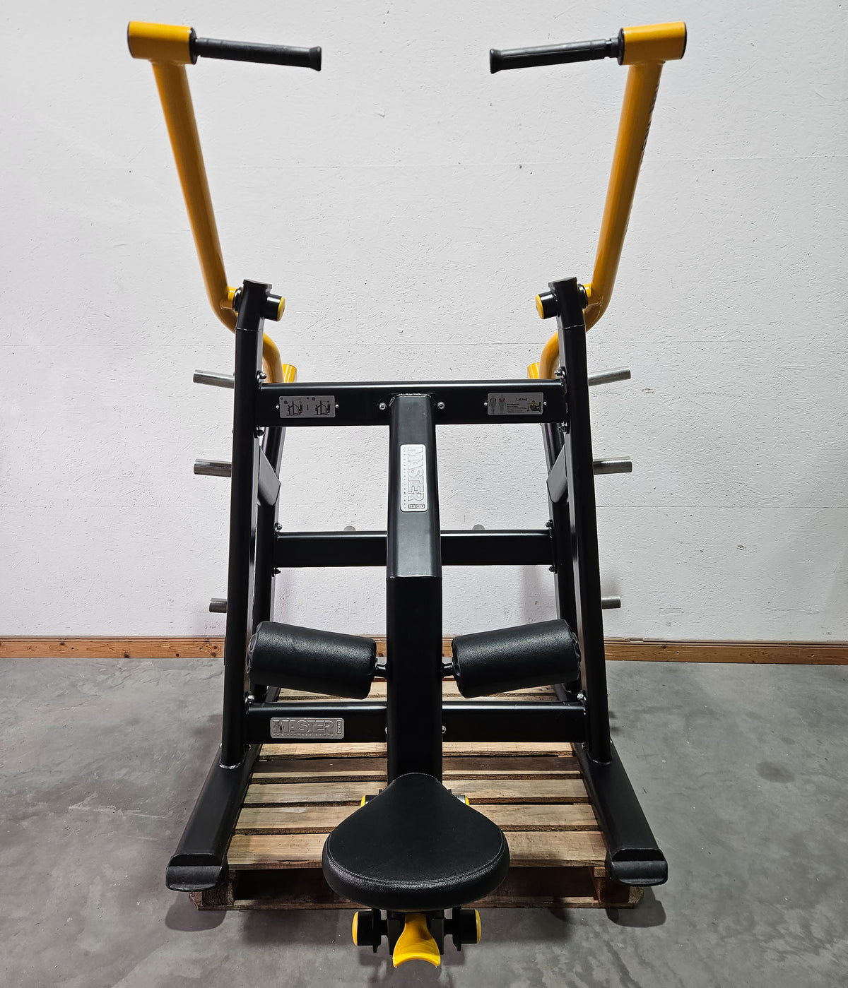 Master Sport Plate loaded Set, 14 Kraftgeräte, Farbe Schwarz/Anthrazit und Gelb, gebraucht - geprüfter Zustand