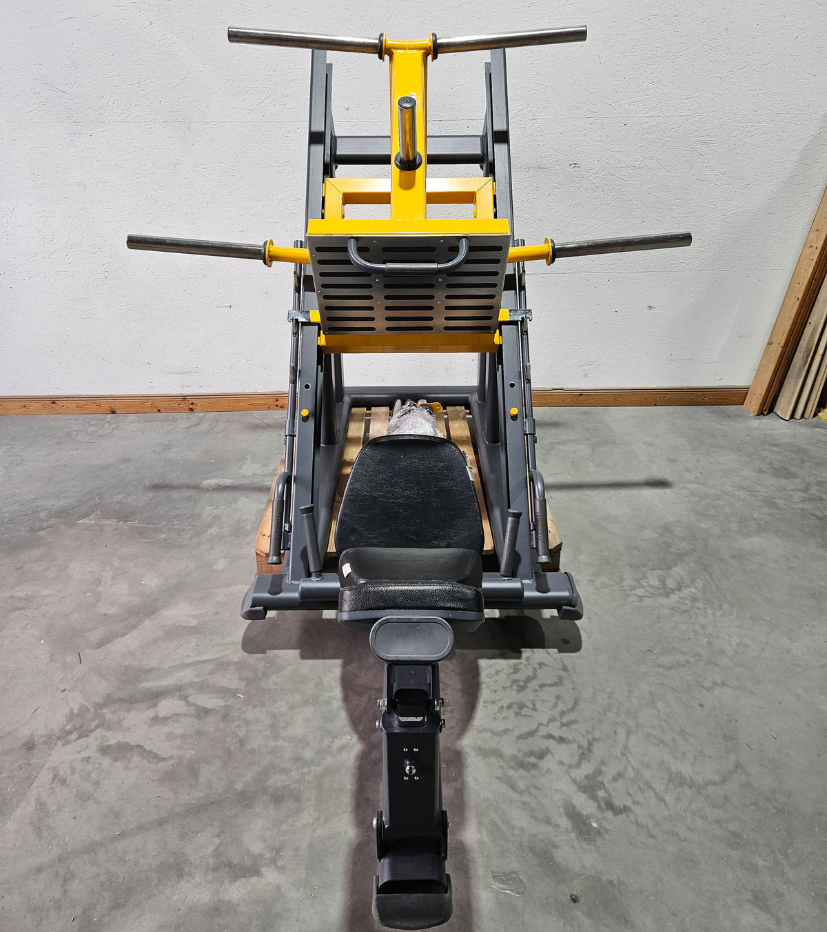 Master Sport Plate loaded Set, 14 Kraftgeräte, Farbe Schwarz/Anthrazit und Gelb, gebraucht - geprüfter Zustand