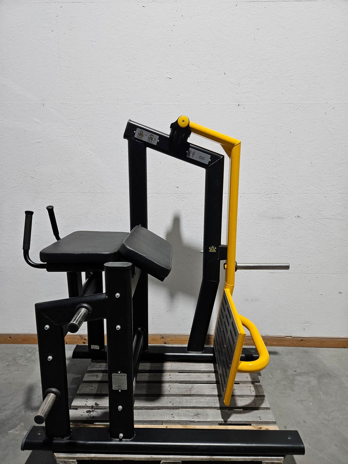 Master Sport Plate loaded Set, 14 Kraftgeräte, Farbe Schwarz/Anthrazit und Gelb, gebraucht - geprüfter Zustand
