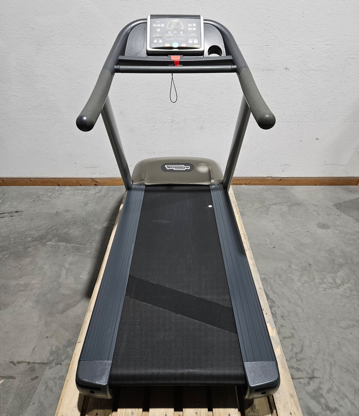 TechnoGym Laufband Excite Line Jog Now 500, LED Display, gebraucht - überholter Zustand