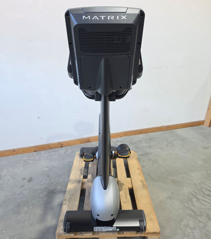 Matrix MX Performance Upright Cycle, Ergometer U-PS-F, Baujahr 2024 - MX LED Console Display, Farbe Schwarz, gebraucht - Neuwertiger Zustand