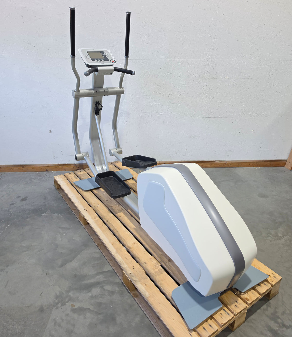 Emotion Fitness Motion Cross 800 med, with large training program, watt training, elliptical trainer, cross trainer, branded Frei AG, used - refurbished condition