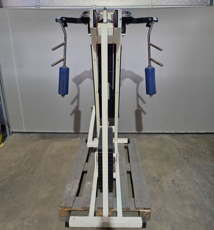 Künzler Butterfly, Pec Fly with entry aid, Oldschool Bodybuilding, Frame color White, used with signs of wear