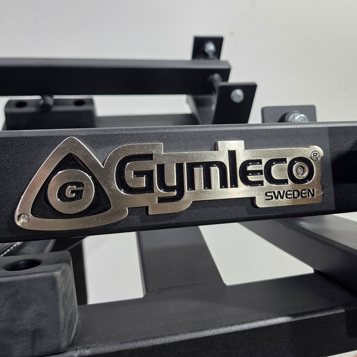 Gymleco 020 Inclined Benchpress, schräge Bankdrückmaschine, Incline Chestpress, Rahmenfarbe Schwarz, gebraucht - überholter Zustand