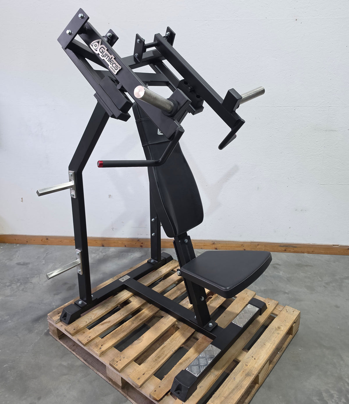 Gymleco 020 Inclined Benchpress, schräge Bankdrückmaschine, Incline Chestpress, Rahmenfarbe Schwarz, gebraucht - überholter Zustand