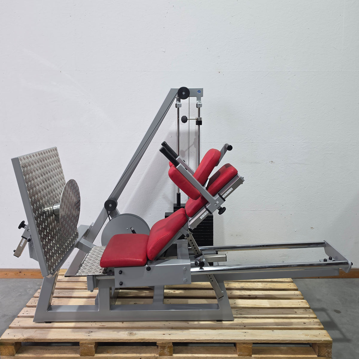 SVG Functional Stem, Rehab Line, adjustable leg press, with tilt gyro, MPG, silver frame, used - refurbished condition