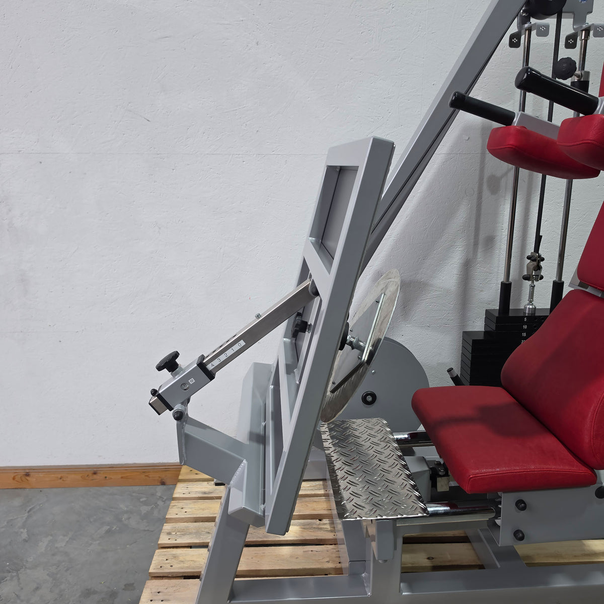 SVG Functional Stem, Rehab Line, adjustable leg press, with tilt gyro, MPG, silver frame, used - refurbished condition