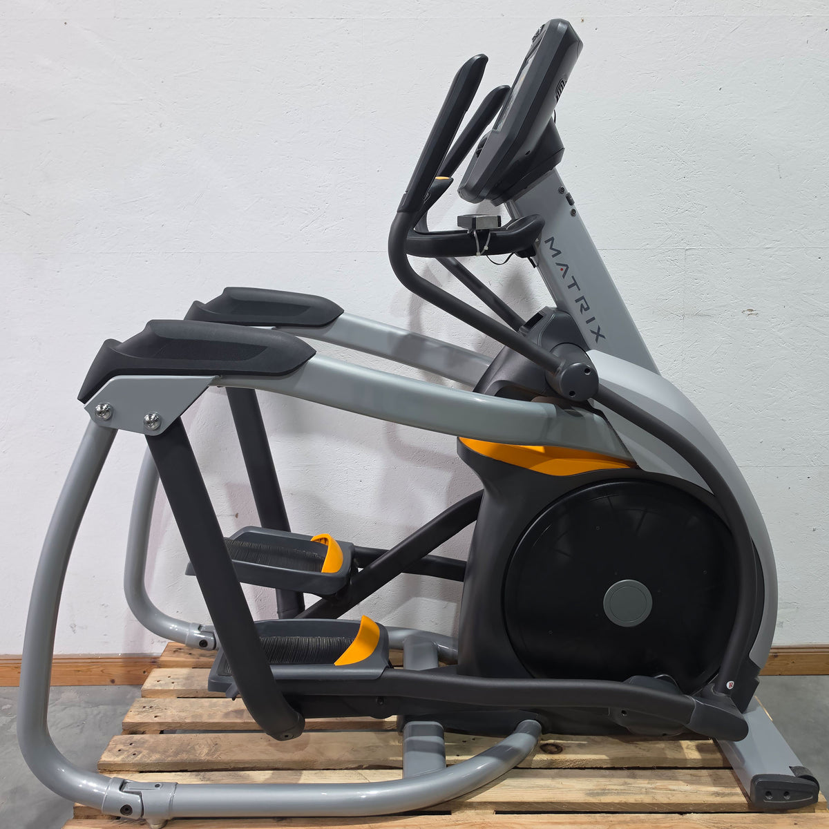 Matrix A5X Crosstrainer with Adjustable Incline, Ascent Trainer, Suspension Elliptical Trainer, LED Display, Color Silver, Used - Refurbished Condition