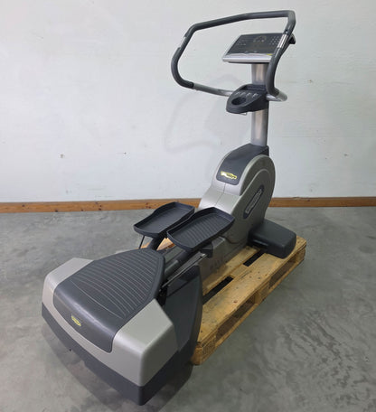Technogym Wave Excite Line 700 Stepper - Inliner - Ski Elliptical, LED Display, used - refurbished condition