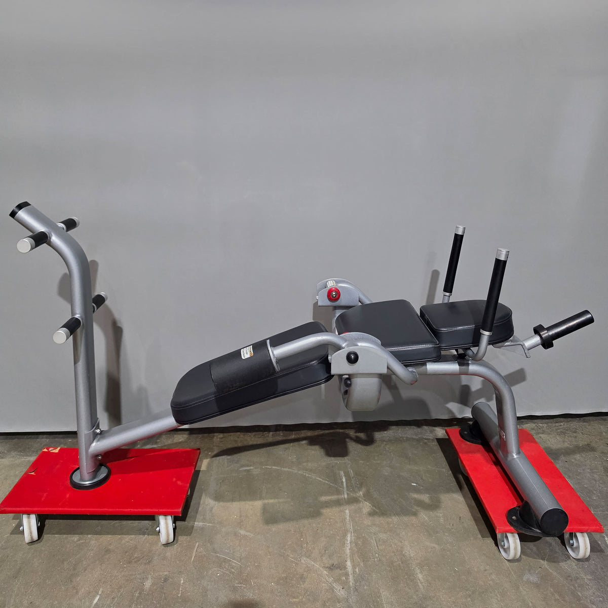 Matrix Aura G3-PL50 Abdominal Bench Jackknife, Abdominal Muscle Machine Plate Loaded, Ab Crunch Bench, Color Silver, Used