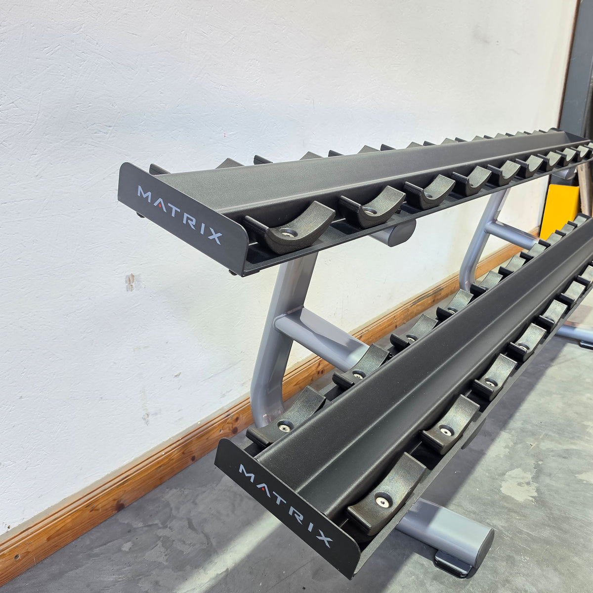 Matrix dumbbell rack for 10 pairs, Magnum 10-Pair Pro-Style Dumbbell Rack MG-A510, with cradles, silver color, used - good, tested condition