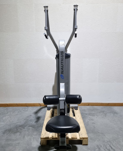 Nautilus Nitro EVO und Plus Serie - Kraftgeräte Set - 23 Fitnessgeräte und 3 Bänke im Set - gebraucht - TOP Zustand