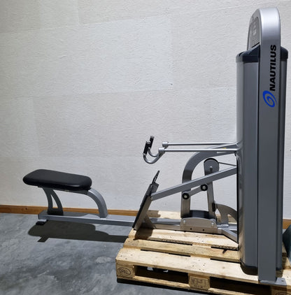 Nautilus Nitro EVO und Plus Serie - Kraftgeräte Set - 23 Fitnessgeräte und 3 Bänke im Set - gebraucht - TOP Zustand