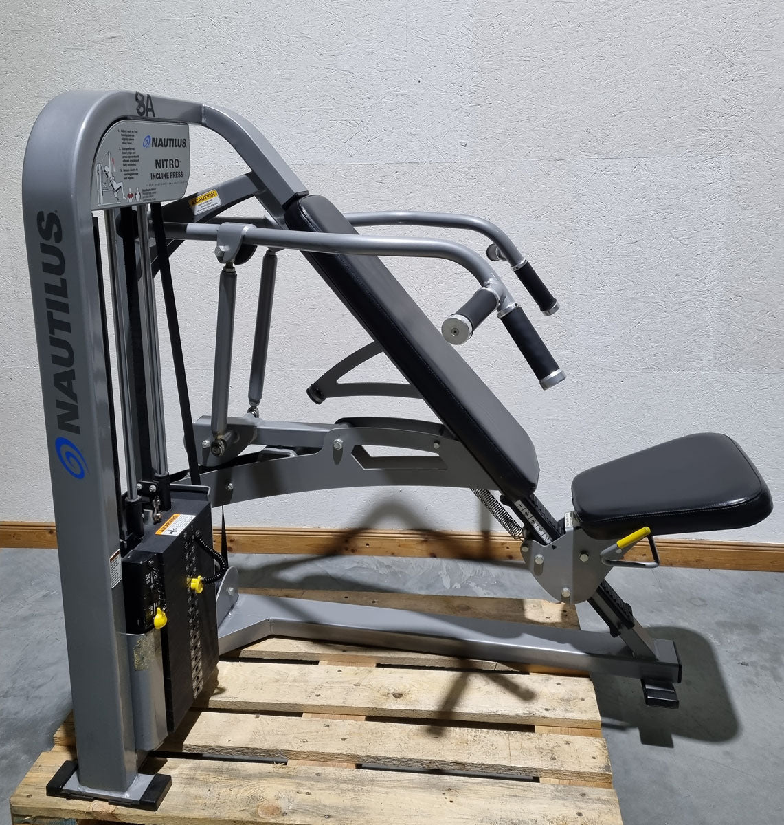 Nautilus Nitro EVO und Plus Serie - Kraftgeräte Set - 23 Fitnessgeräte und 3 Bänke im Set - gebraucht - TOP Zustand