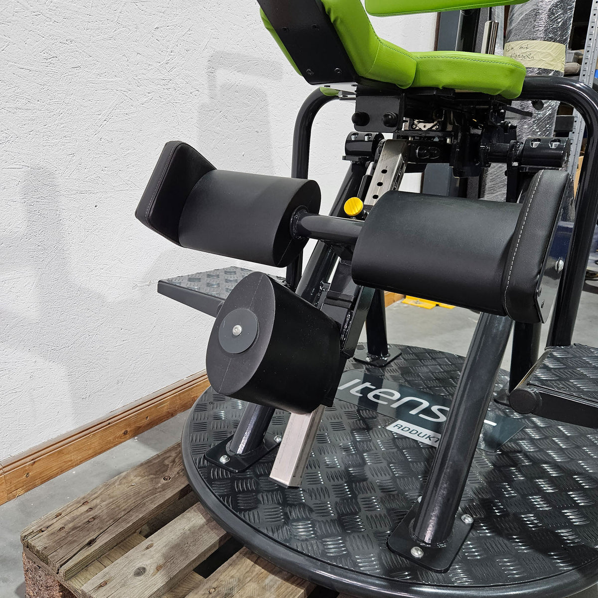 Set of 2 Itensic abduction and adduction, medical strength training devices ab-effect and ad-effect, manufacturer Proxomed, medical approval MPG, used - refurbished condition