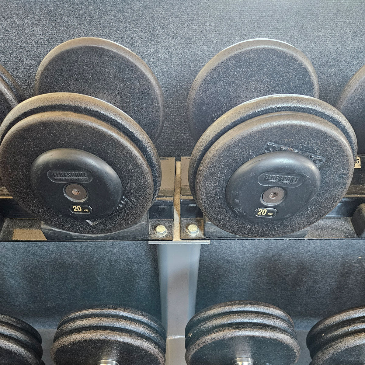 ElbeSport cast iron dumbbell set from 2.5 to 60 kg in 2.5 kg increments (24 pairs) Oldschool, INCLUDING dumbbell racks, used - with signs of wear
