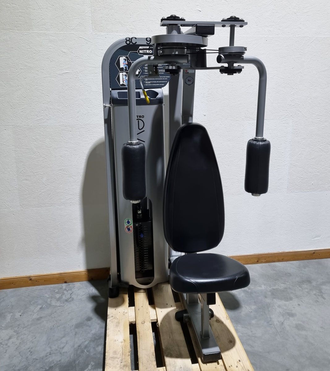 Nautilus Nitro EVO und Plus Serie - Kraftgeräte Set - 23 Fitnessgeräte und 3 Bänke im Set - gebraucht - TOP Zustand