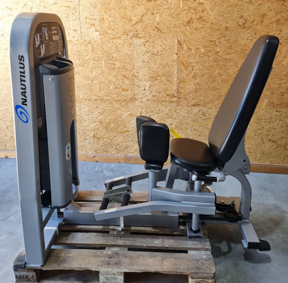 Nautilus Nitro EVO und Plus Serie - Kraftgeräte Set - 23 Fitnessgeräte und 3 Bänke im Set - gebraucht - TOP Zustand