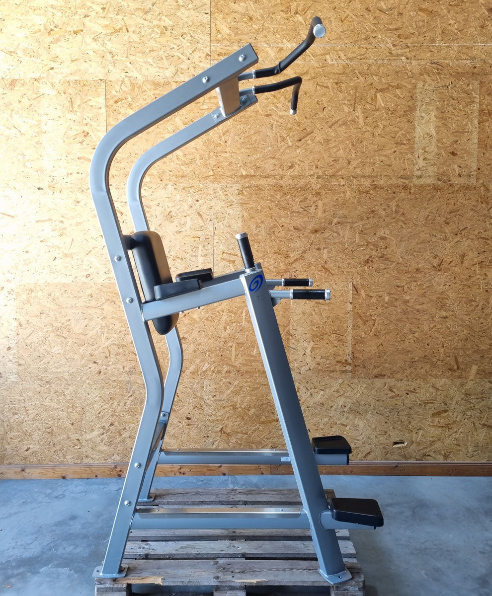 Nautilus Nitro Evo Strength Training Set - 27 fitness machines and 5 benches in a set - used - TOP condition