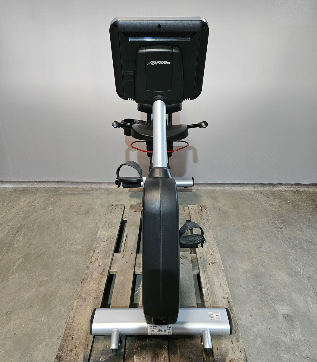 Cardio equipment set 8 pieces from Life Fitness, Integrity X, new models, 2 treadmills, 2 cross trainers, 2 ergometers and 2 recumbents etc., used - refurbished condition