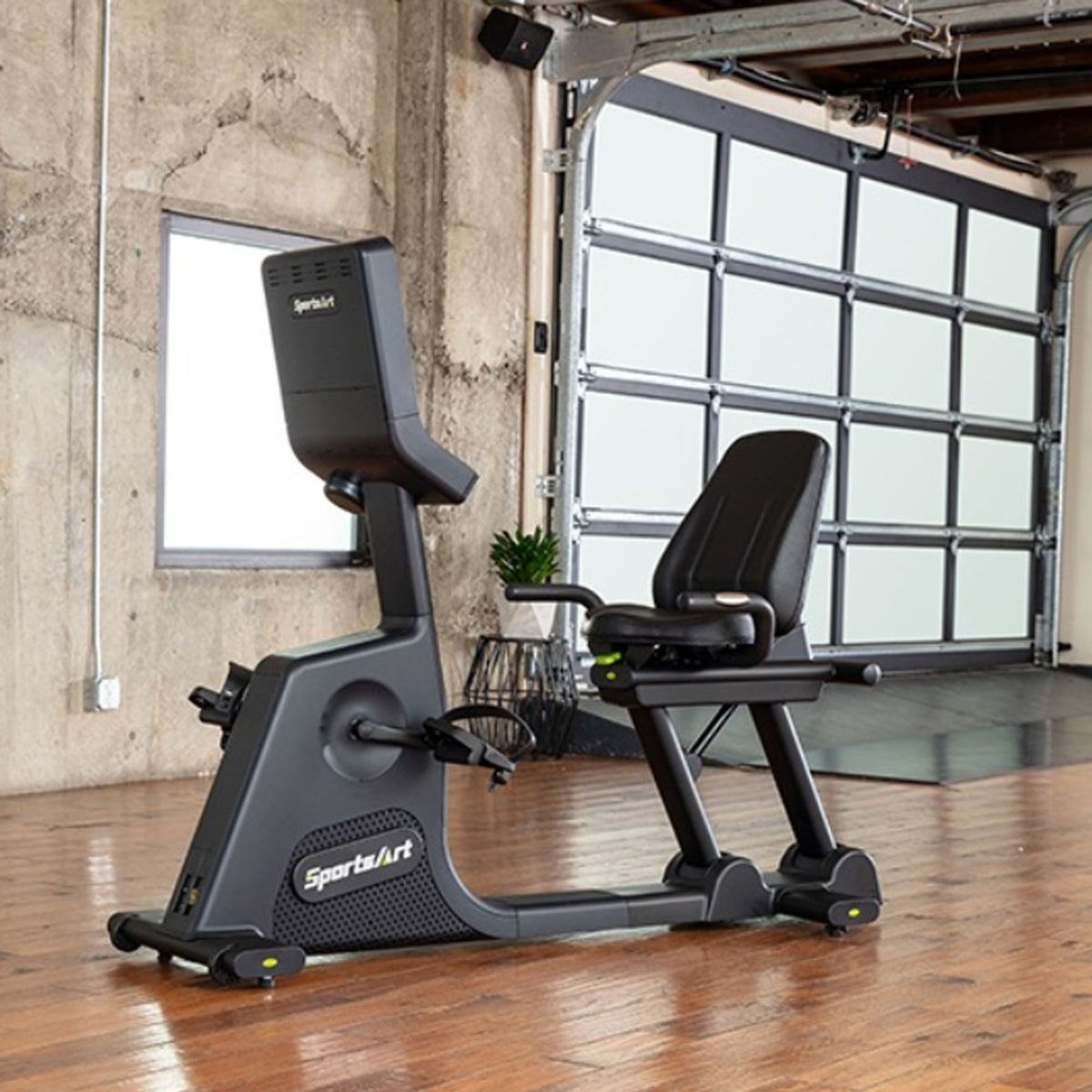 Sportsart Recumbent Bike - Recumbent Ergometer C573R