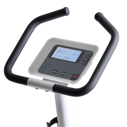 Display und Lenker eines Fitness-Heimtrainers mit Steuerung.