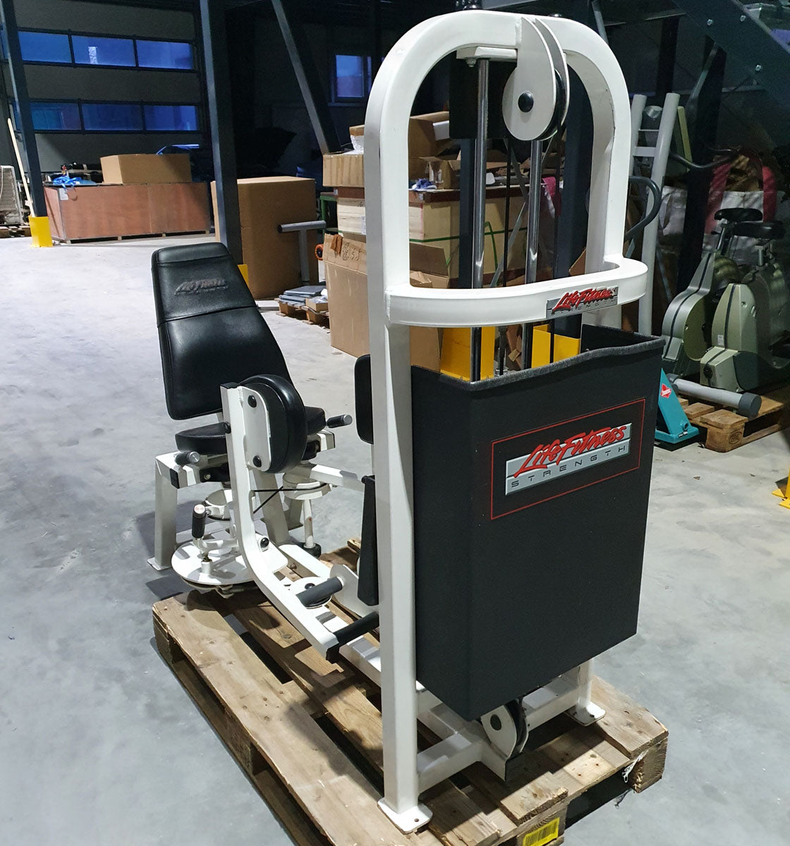 Life Fitness Adduktoren - Abduktorenmaschinen, Hip Abductor and Adductor, 2 Geräte im Set, Rahmen Weiß, Polster Schwarz, gebraucht - überholter Zustand