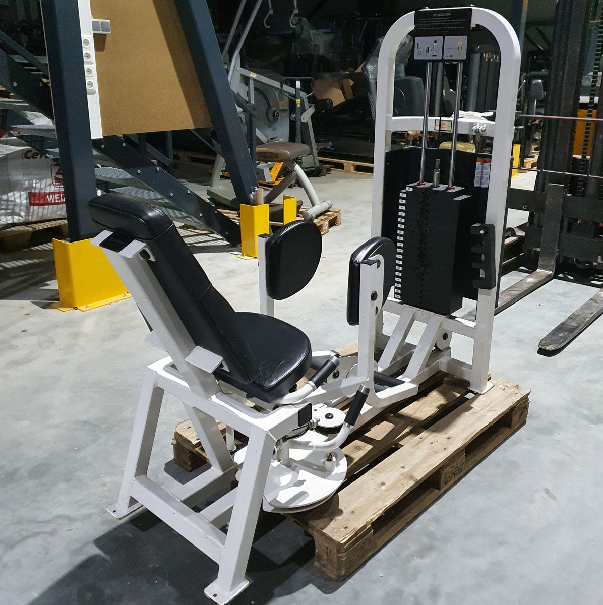 Life Fitness Abductor Machine, Hip Abductor Frame White, Upholstery Black, Used - Refurbished Condition