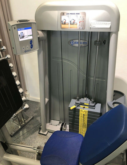 Ergo-Fit Beinpresse, verstellbare Leg Press, 172,5kg Gewichtsblock, Polster Blau, gebrauchter - überholter Zustand