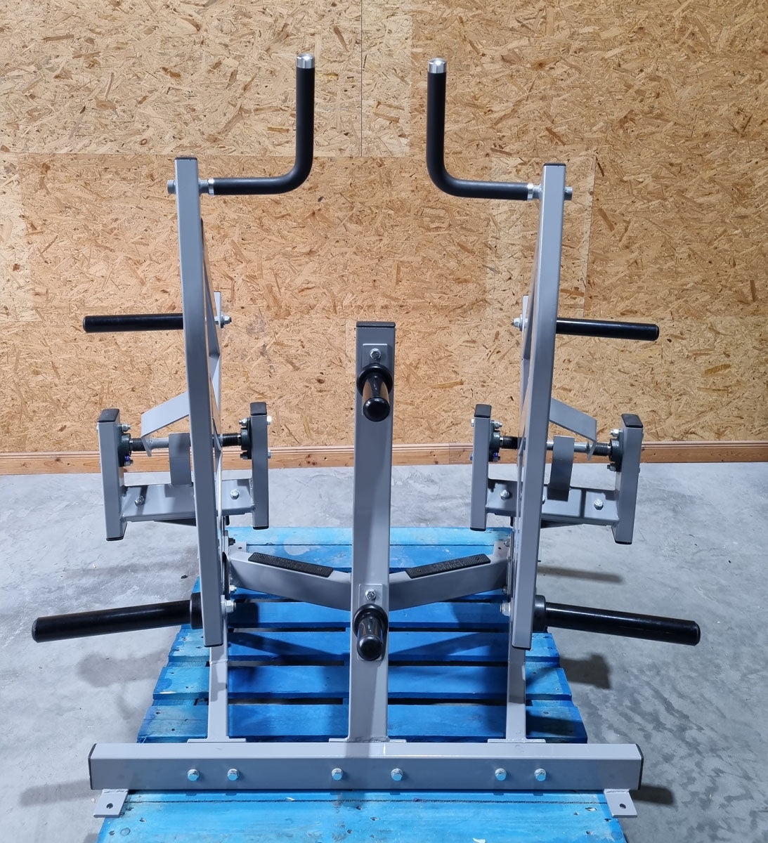Ground Base Combo Twist - Plate loaded Kraftgerät, Hammer Strength Nachbau, gebraucht - geprüfter Zustand