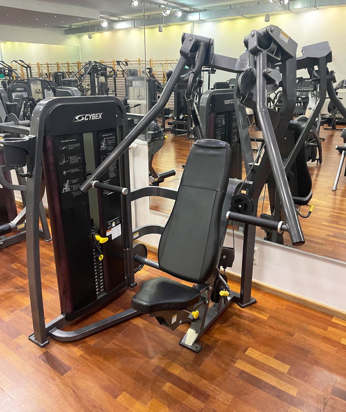 Cybex Eagle, VR1 und VR3 Kraftgeräte Set, 17 Fitnessgeräte ( 18 Stationen ) Made in USA - gebraucht - überholter Zustand