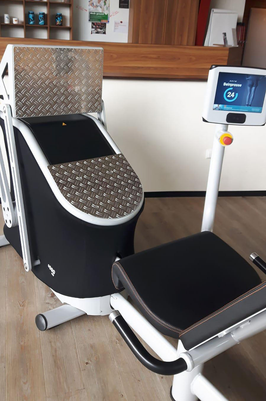 eGym Kraft Zirkel, 7 Geräte, inkl. Software und APP,  Baujahr 2016, gebraucht aber neuwertig - sehr guter Zustand
