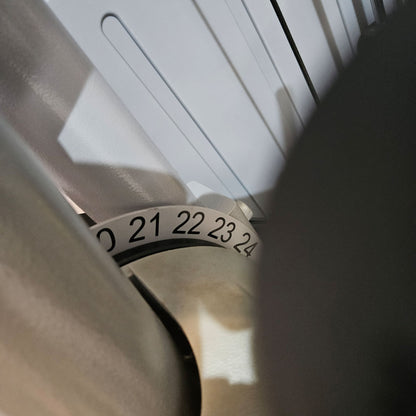 Ergo-Fit Leg Flexion 4100 S Med mit Display, Beinbeuger sitzend mit medizinischer Zulassung, MPG, Baujahr 2020, Rahmen Silber, gebraucht - überholter Zustand
